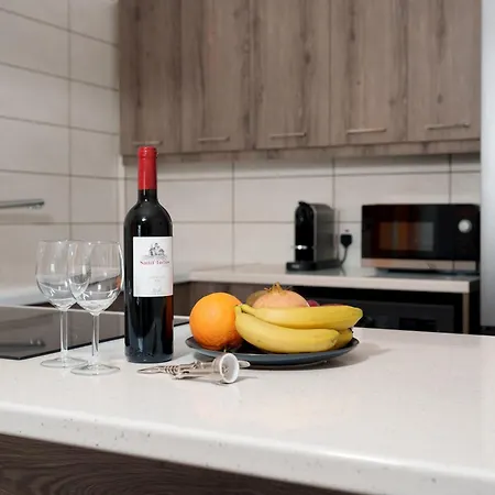 Appartamento Vibrant Finikoudes Sea View 2 Bedroom